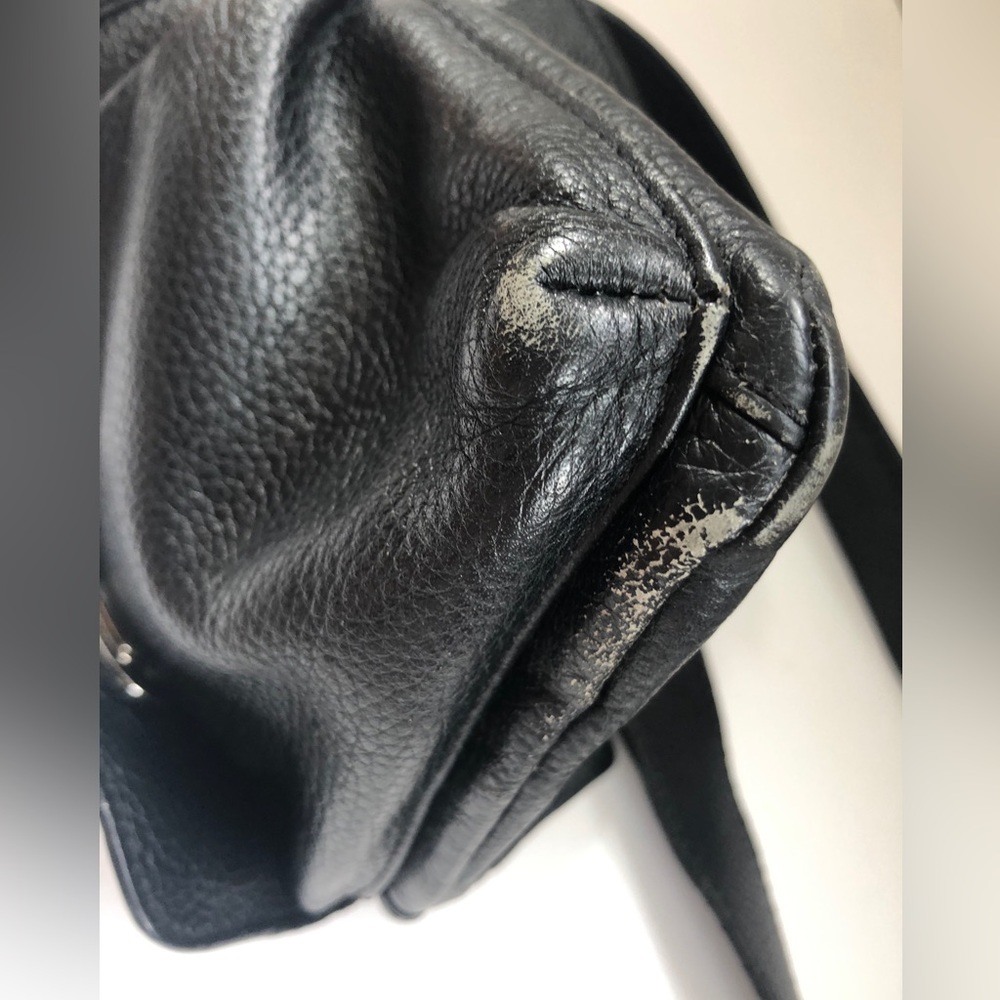 2/$40 - Danier convertible shoulder/cross body bag - Picture 5 of 12
